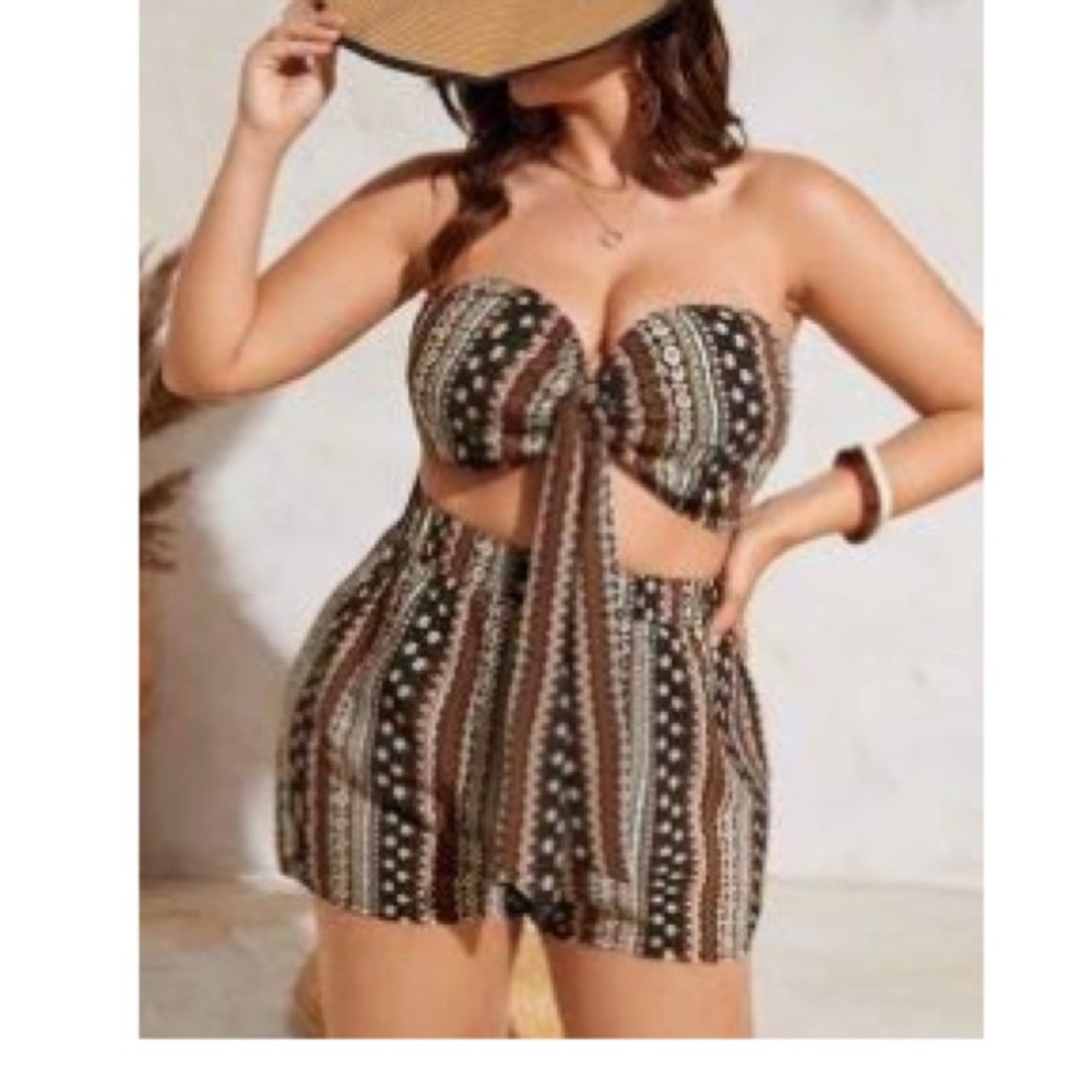 Crop tube top & shorts